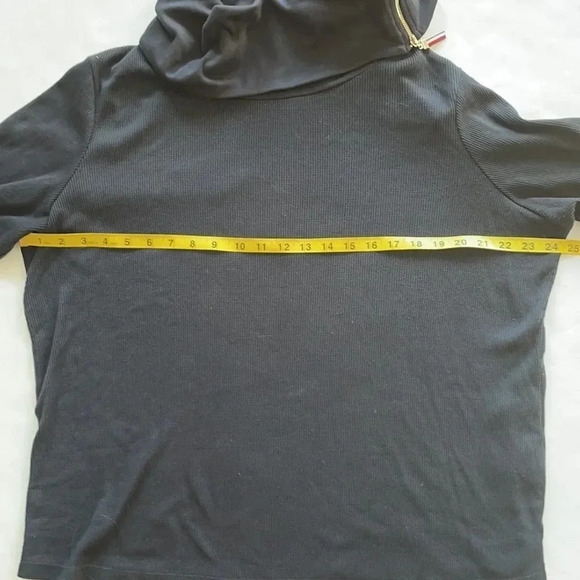 Tommy Hilfiger navy waffle weave top, neck zipper, cowl neck. Women’s size 1X - Picture 4 of 11